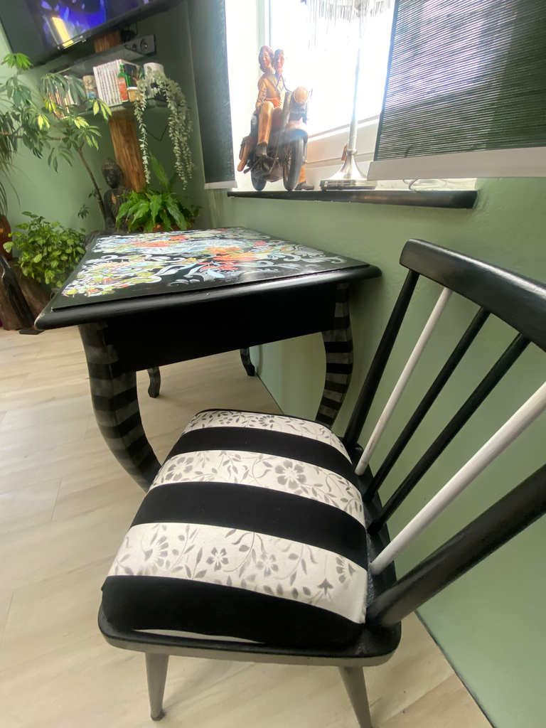 SALE bis 31.3. Black&white Sessel